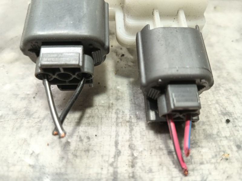 Recambio de maneta interior lateral izquierda para mazda 5 (cr19) 2.0 cd (cr19) referencia OEM IAM   