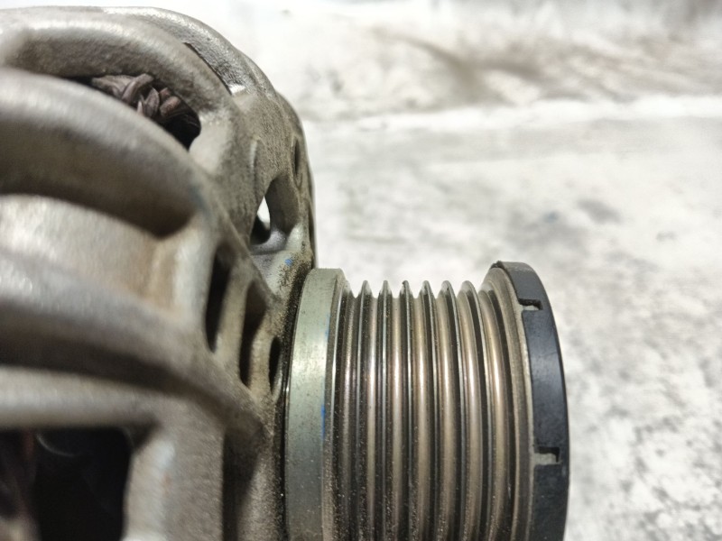 Recambio de alternador para renault clio iv (bh_) 0.9 tce 90 referencia OEM IAM   