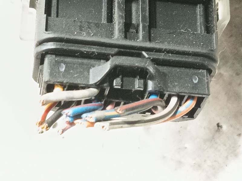 Recambio de mando limpia para mazda 6 sedán (gg) 2.0 di (gg14) referencia OEM IAM  17B122 