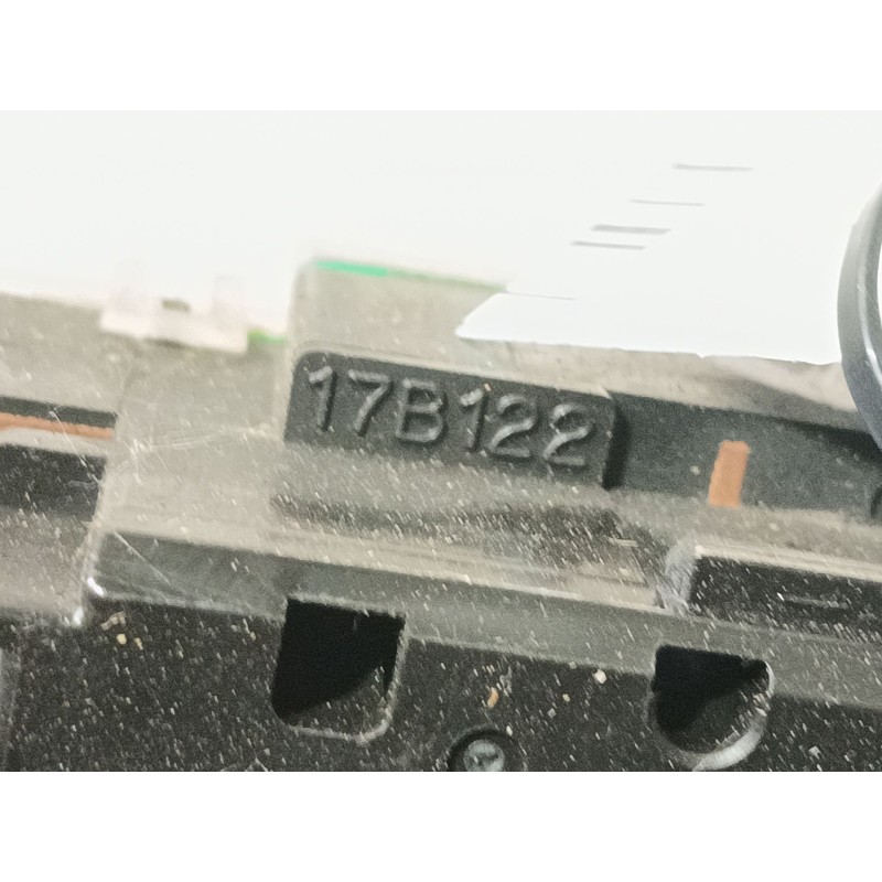 Recambio de mando limpia para mazda 6 sedán (gg) 2.0 di (gg14) referencia OEM IAM  17B122 