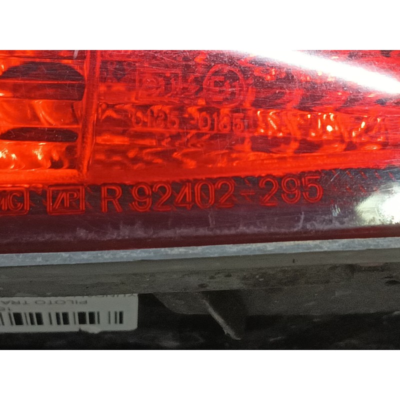 Recambio de piloto trasero derecho para hyundai lantra berlina (rd) 1.6 gls referencia OEM IAM   