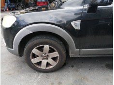 Recambio de aletin delantero izquierdo para chevrolet captiva 2.0 vcdi lt referencia OEM IAM    2