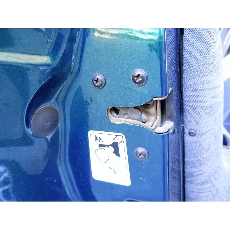 Recambio de cerradura puerta trasera izquierda para ford mondeo ii (bap) 2.0 i referencia OEM IAM   