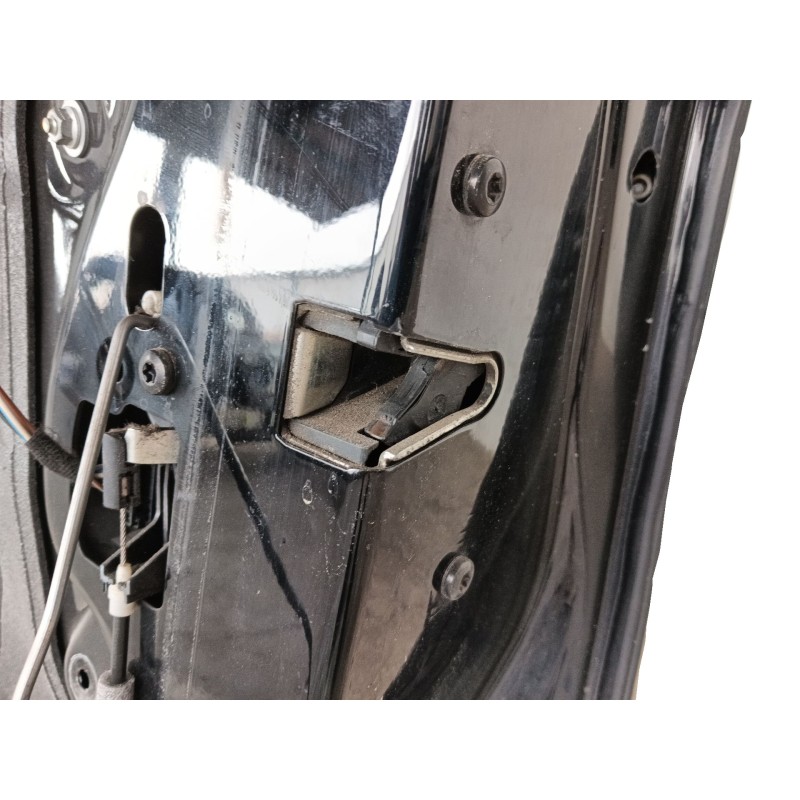 Recambio de puerta delantera derecha para bmw 1 (e87) 120 d referencia OEM IAM   