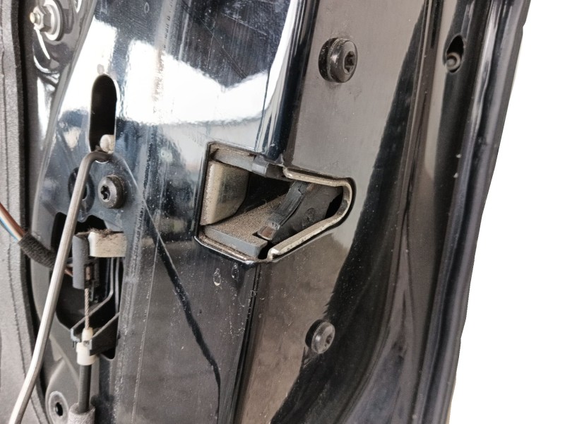 Recambio de puerta delantera derecha para bmw 1 (e87) 120 d referencia OEM IAM   