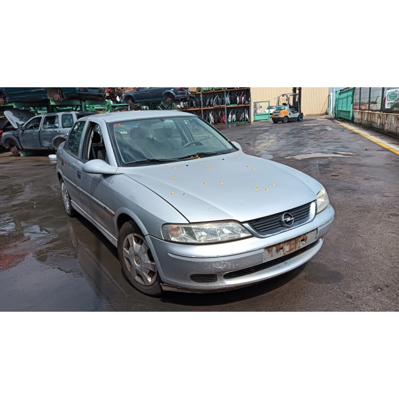 opel vectra b (j96) del año 2000