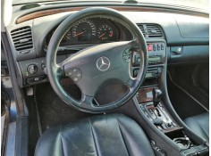 mercedes-benz clk (c208) del año 2006 2