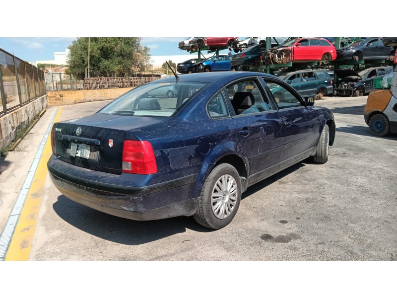 volkswagen passat b5 (3b2) del año 2000