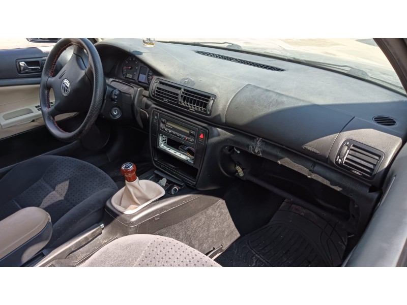 volkswagen passat b5 (3b2) del año 2000