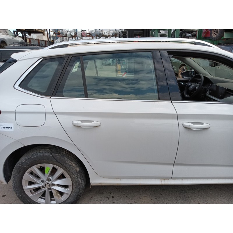 Recambio de puerta trasera derecha para skoda kamiq (nw4) 1.0 tsi referencia OEM IAM 658833052B  