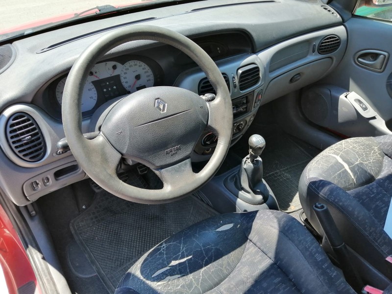 renault megane i coach (da0/1_) del año 2001