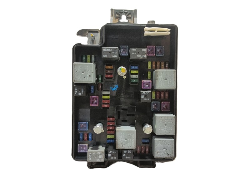Recambio de caja reles / fusibles para chevrolet aveo hatchback (t300) 1.2 referencia OEM IAM  95092982 
