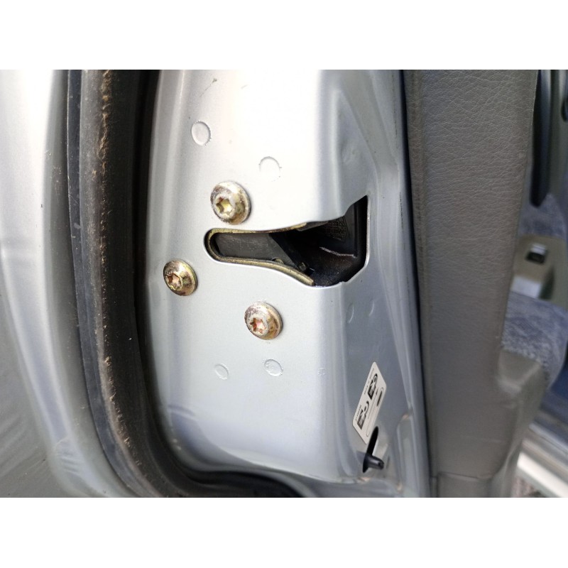 Recambio de cerradura puerta trasera izquierda para daewoo lacetti hatchback (klan) 1.6 referencia OEM IAM   