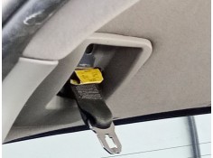 Recambio de cinturon seguridad trasero central para kia sportage ii (je_, km_) 2.0 crdi referencia OEM IAM   