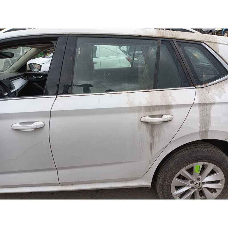Recambio de puerta trasera izquierda para skoda kamiq (nw4) 1.0 tsi referencia OEM IAM   