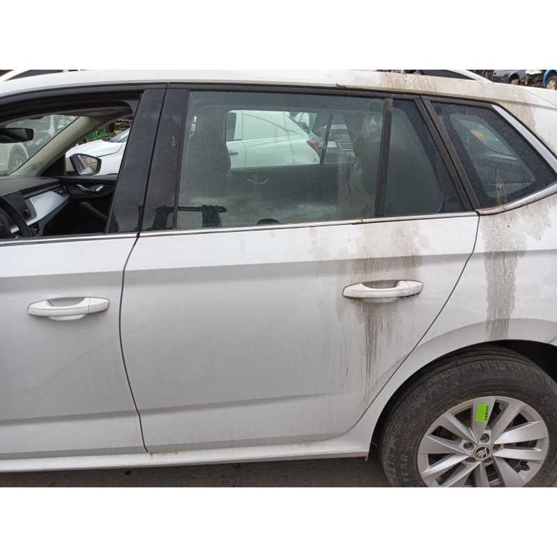 Recambio de puerta trasera izquierda para skoda kamiq (nw4) 1.0 tsi referencia OEM IAM   