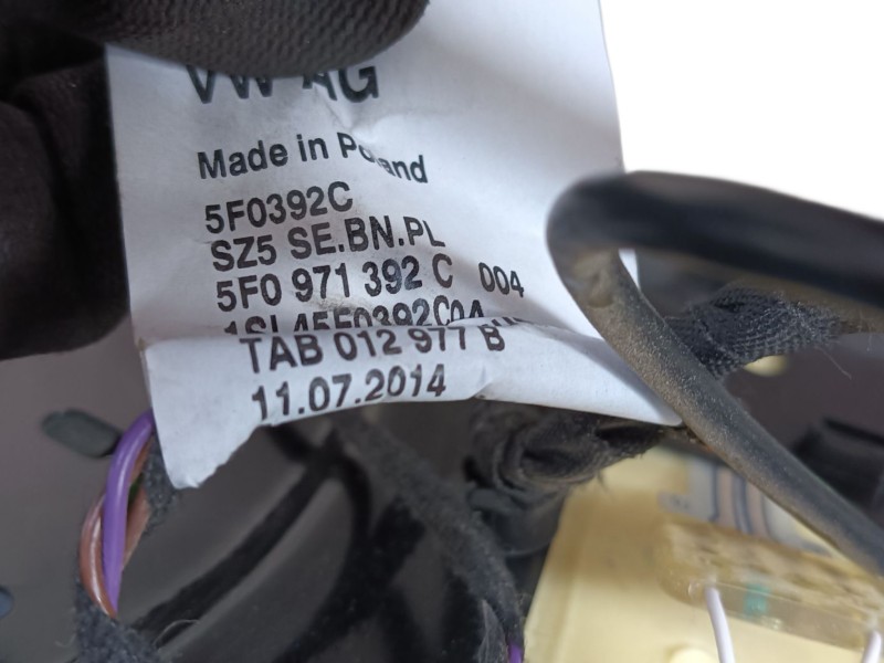 Recambio de asiento delantero derecho para seat leon (5f1) style referencia OEM IAM   