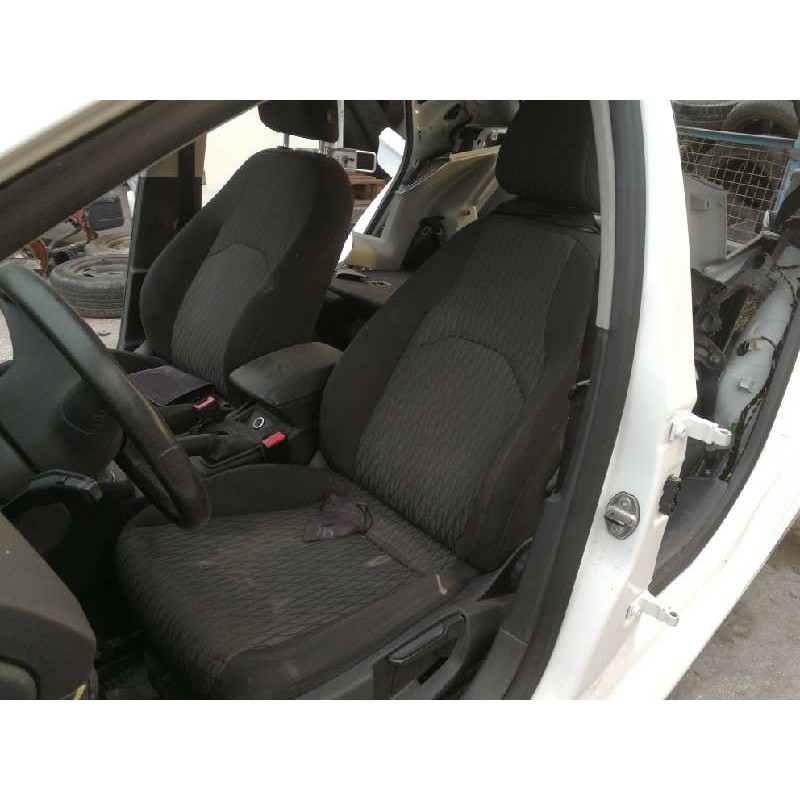 Recambio de asiento delantero izquierdo para seat leon (5f1) style referencia OEM IAM  5F0971391A 