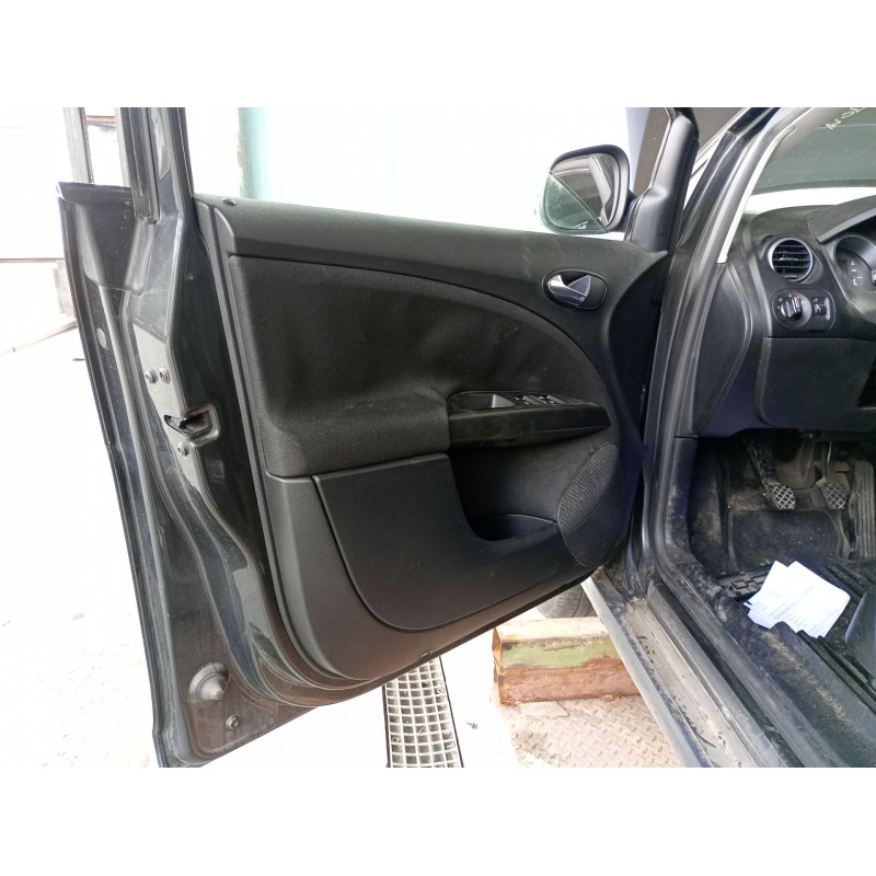 Recambio de guarnecido puerta delantera izquierda para seat altea (5p1) 2.0 tdi referencia OEM IAM   