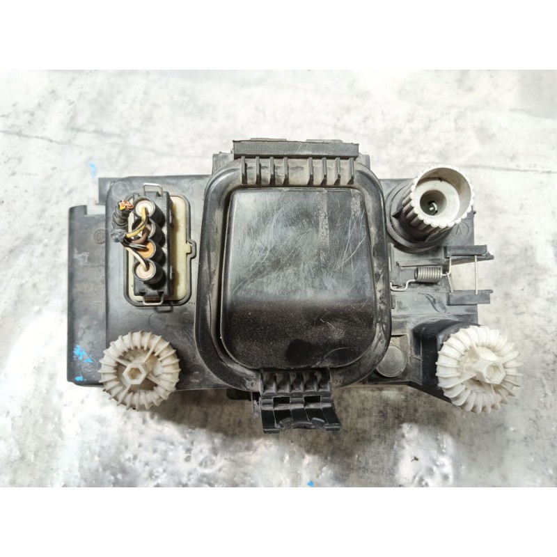 Recambio de faro izquierdo para seat ibiza ii (6k1) 1.9 d referencia OEM IAM 0  