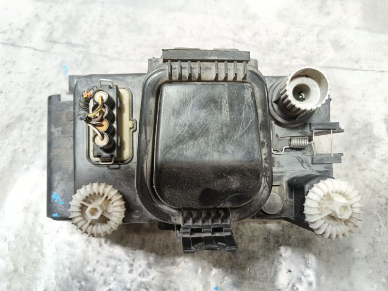 Recambio de faro izquierdo para seat ibiza ii (6k1) 1.9 d referencia OEM IAM 0  