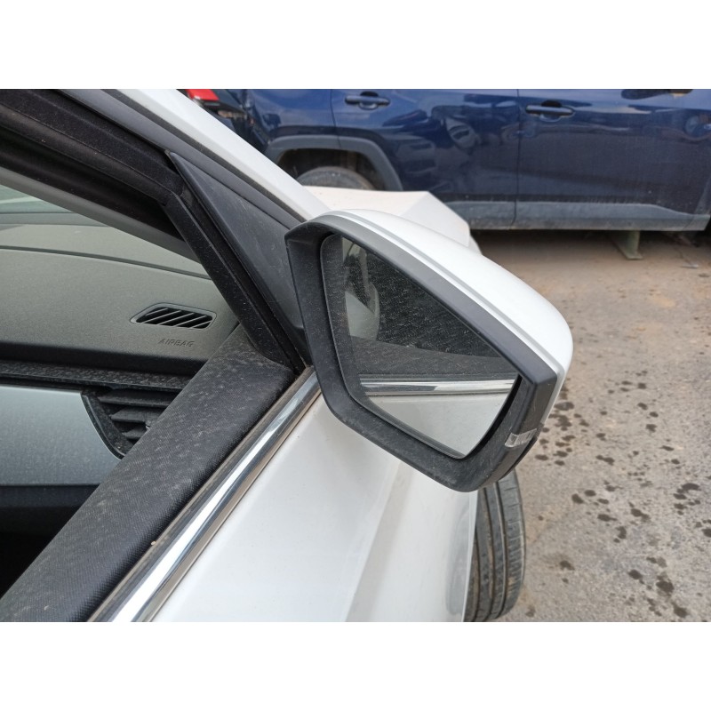 Recambio de retrovisor derecho para skoda kamiq (nw4) 1.0 tsi referencia OEM IAM 658857508J  