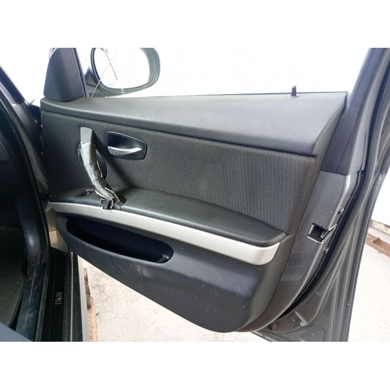 Recambio de guarnecido puerta delantera derecha para bmw 3 (e90) 320 d referencia OEM IAM   