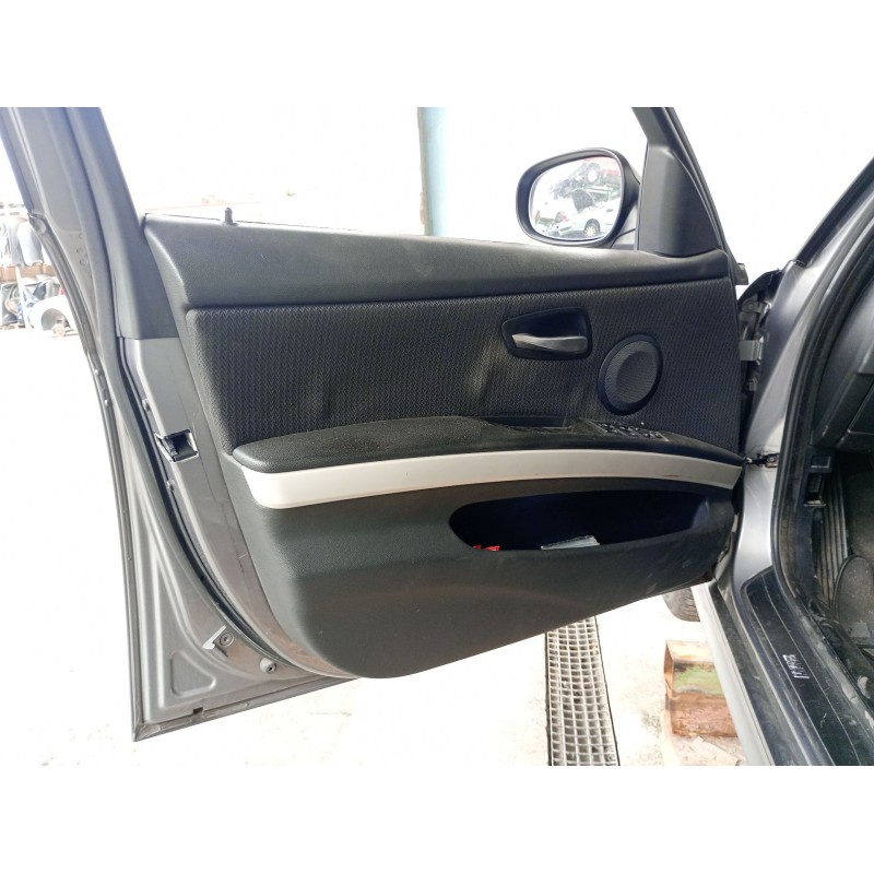 Recambio de guarnecido puerta delantera izquierda para bmw 3 (e90) 320 d referencia OEM IAM   