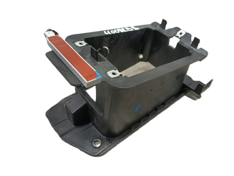 Recambio de moldura para seat leon (5f1) 2.0 tdi referencia OEM IAM   