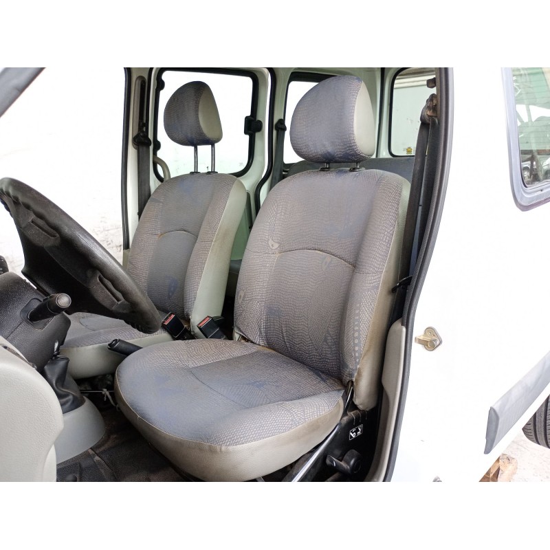 Recambio de asiento delantero izquierdo para renault kangoo (kc0/1_) 1.5 dci (kc08, kc09) referencia OEM IAM 0  