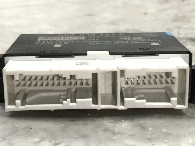 Recambio de modulo electronico para seat leon (5f1) 2.0 tdi referencia OEM IAM  5QA919294G 