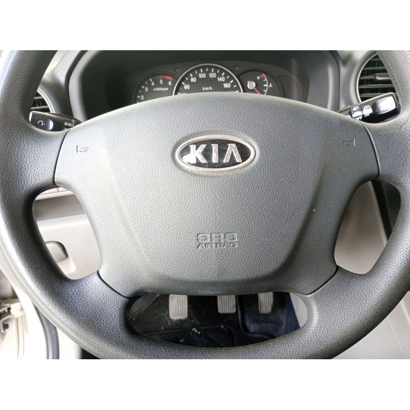 Recambio de airbag delantero izquierdo para kia carens iii monospace (un) 2.0 crdi 115 referencia OEM IAM   