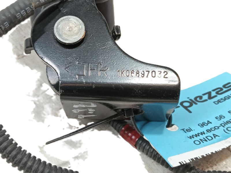 Recambio de enganche cinturon trasero izquierdo para kia sportage iii (sl) 1.7 crdi referencia OEM IAM   