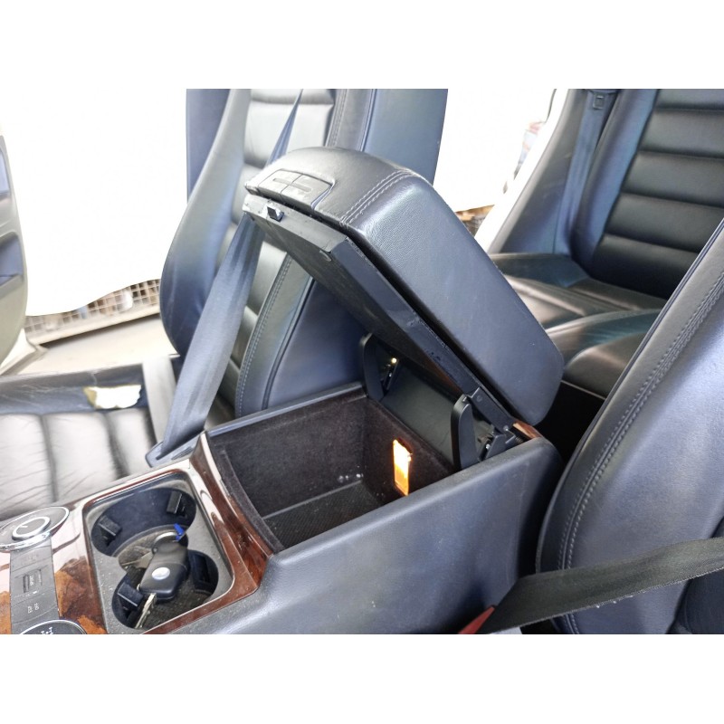 Recambio de apoyabrazos central para volkswagen touareg (7la, 7l6, 7l7) 5.0 v10 tdi referencia OEM IAM 0  