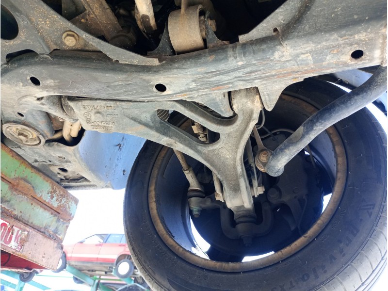 Recambio de brazo suspension inferior delantero izquierdo para volkswagen touareg (7la, 7l6, 7l7) 5.0 v10 tdi referencia OEM IAM