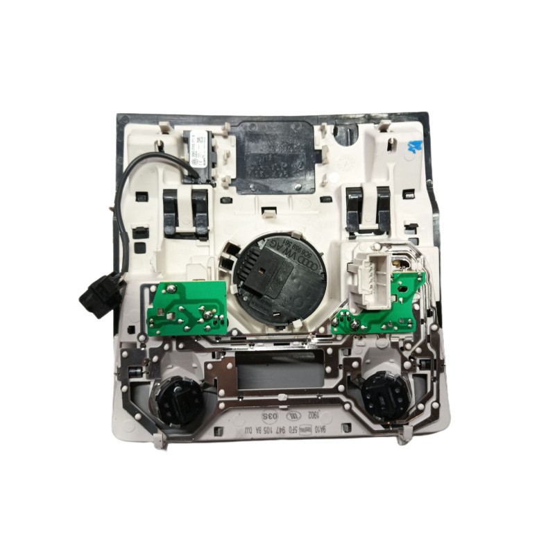Recambio de luz interior para seat leon (5f1) 2.0 tdi referencia OEM IAM  5F0947105BA 