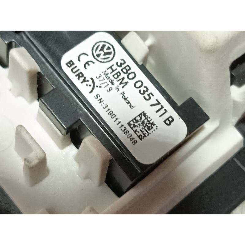 Recambio de luz interior para seat leon (5f1) 2.0 tdi referencia OEM IAM  5F0947105BA 