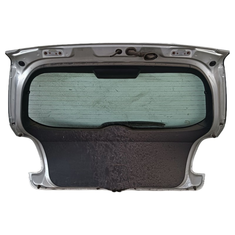 Recambio de porton trasero para toyota auris luna referencia OEM IAM COMPLETO  