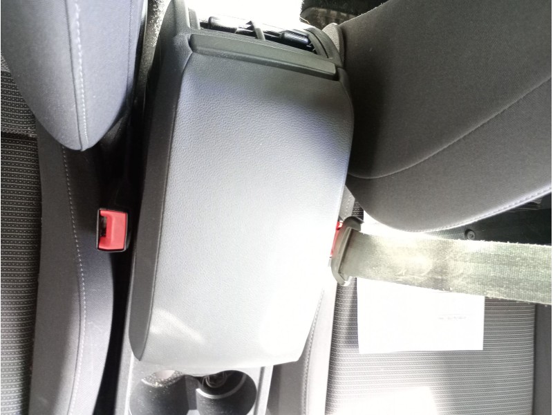Recambio de apoyabrazos central para seat leon (5f1) 1.2 tsi referencia OEM IAM   