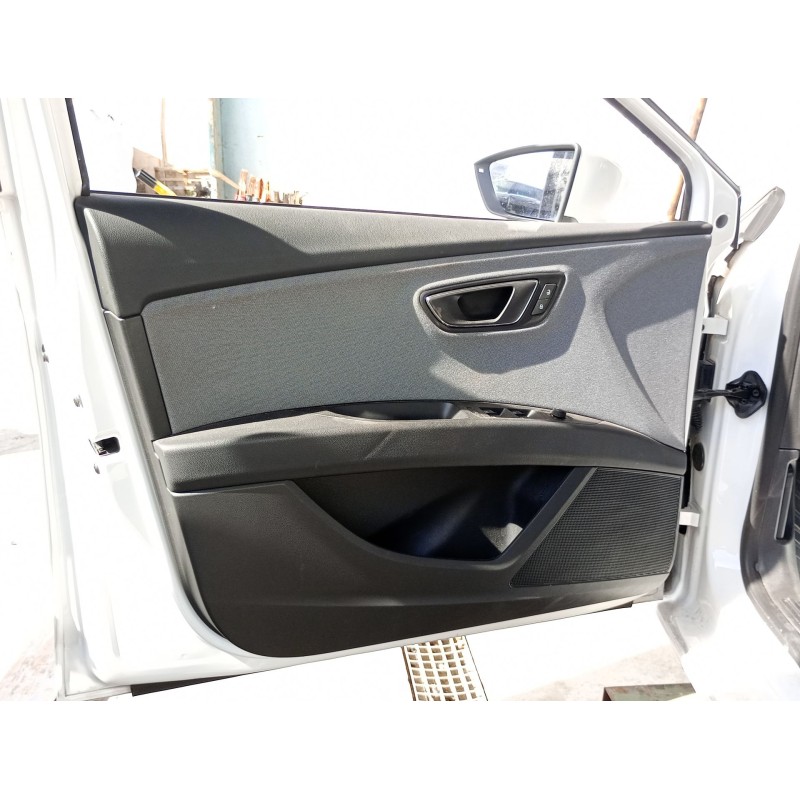 Recambio de guarnecido puerta delantera izquierda para seat leon (5f1) 1.2 tsi referencia OEM IAM   