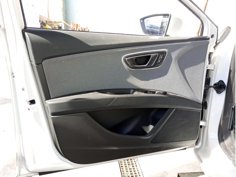 Recambio de guarnecido puerta delantera izquierda para seat leon (5f1) 1.2 tsi referencia OEM IAM   