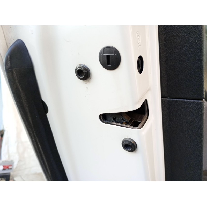 Recambio de cerradura puerta trasera izquierda para seat leon (5f1) 1.2 tsi referencia OEM IAM   