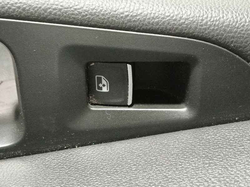 Recambio de guarnecido puerta trasera derecha para seat leon (5f1) 2.0 tdi referencia OEM IAM  5F4867116A 