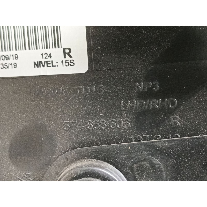 Recambio de guarnecido puerta trasera derecha para seat leon (5f1) 2.0 tdi referencia OEM IAM  5F4867116A 