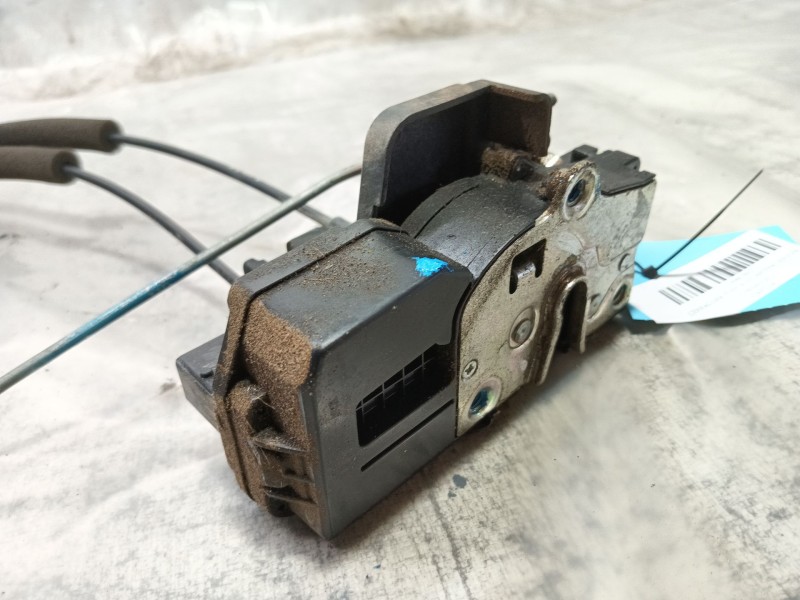 Recambio de cerradura puerta delantera derecha para chevrolet captiva 2.0 vcdi lt referencia OEM IAM   