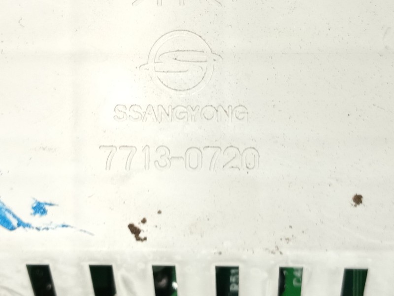 Recambio de cuadro instrumentos para ssangyong rexton 2.7 turbodiesel cat referencia OEM IAM   