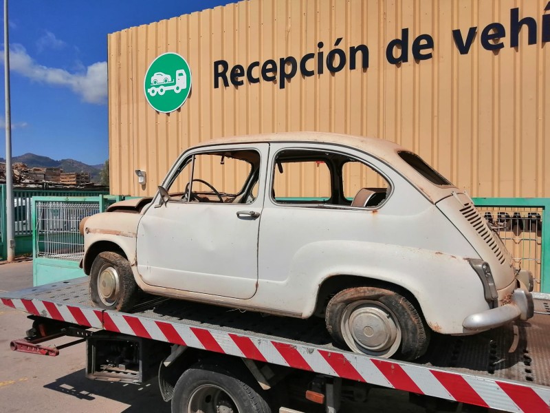 seat 600 (110b) del año 1971