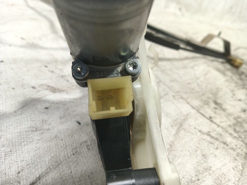 Recambio de elevalunas delantero derecho para seat leon (5f1) 2.0 tdi referencia OEM IAM   