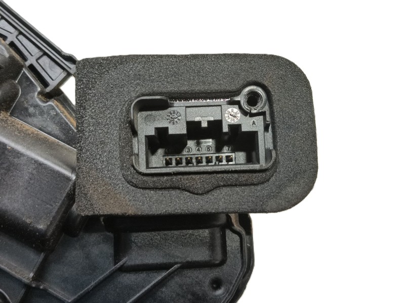Recambio de cerradura puerta trasera derecha para seat leon (5f1) 2.0 tdi referencia OEM IAM   