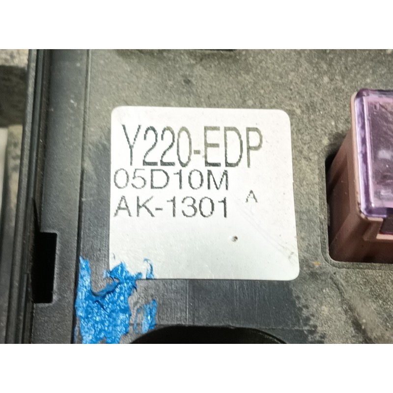 Recambio de caja reles / fusibles para ssangyong rexton 2.7 turbodiesel cat referencia OEM IAM   